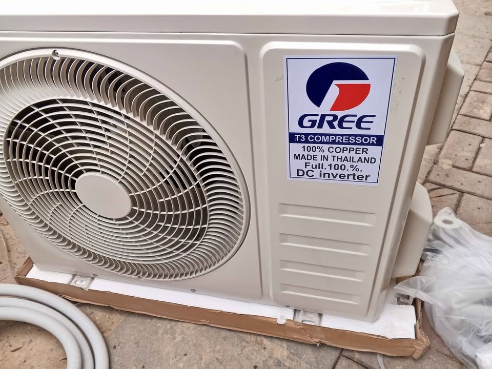 GREE SPLIT NEW AC DC INVERTER ENERGY SAVER IMPORTED T3 COMPRESSOR MADE IN THAILAND